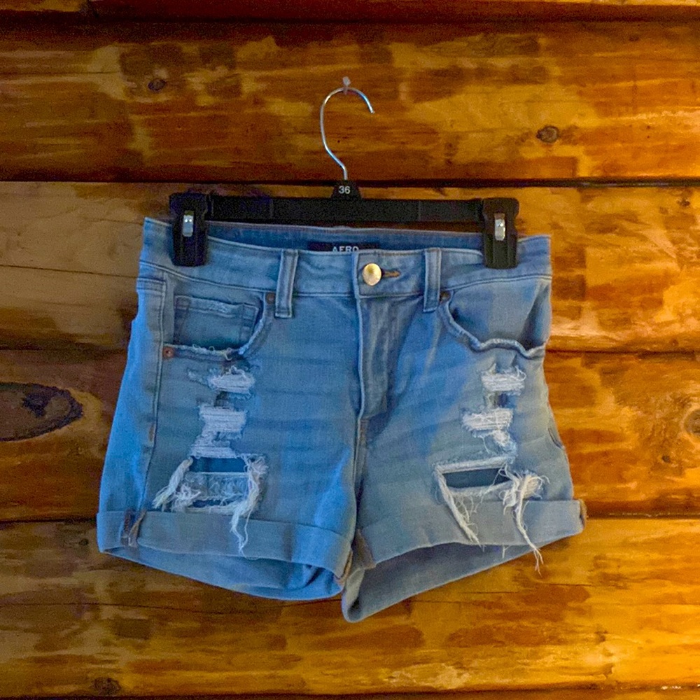Aeropostale size 6 juniors jean shorts